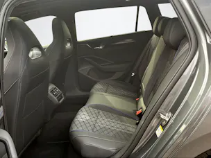 VW Passat Variant 2.0 TDI R-Line DSG 4motion