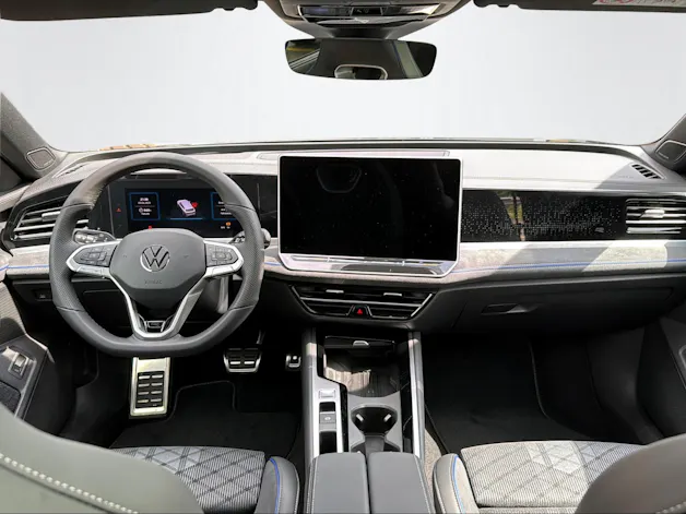 VW Passat Variant 2.0 TDI R-Line DSG 4motion