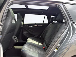 VW Passat Variant 2.0 TDI R-Line DSG 4motion