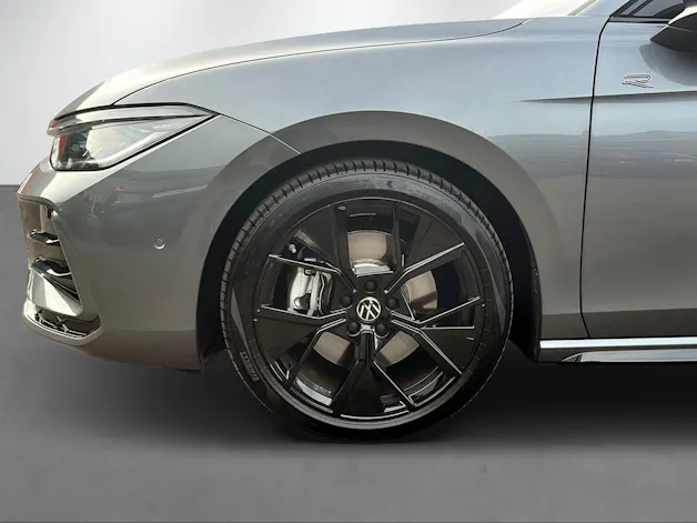 VW Passat Variant 2.0 TDI R-Line DSG 4motion