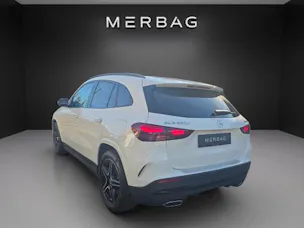 Mercedes-Benz GLA 220d 4Matic 8G-DCT