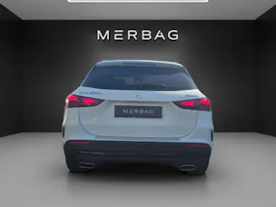 Mercedes-Benz GLA 220d 4Matic 8G-DCT