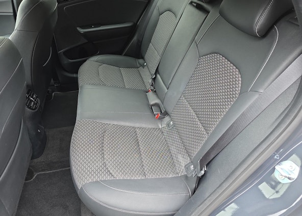 Vehicle image 9 Vehicle image 9