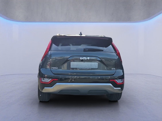 Vehicle image 3 Vehicle image 3