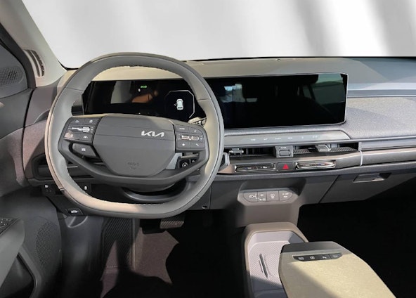 Vehicle image 4 Vehicle image 4