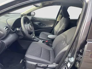 Toyota Yaris 1.5 VVT-i HSD Trend