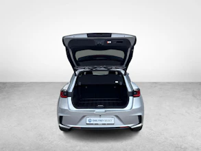 https://vehicle.imgix.net/4065263/8efeac90-3625-4a87-a337-44f42917abfc.jpg