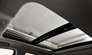 Vehicle image SUZUKI SX4 S-Cross 1.4 T Compact Top Hybrid 4x4