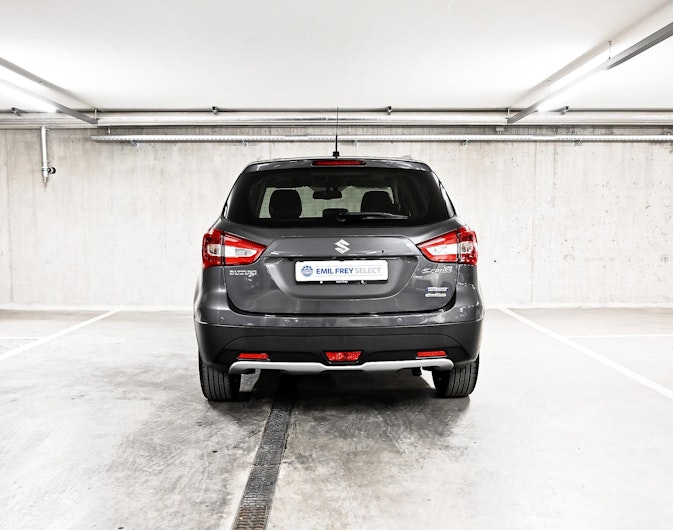 Vehicle image SUZUKI SX4