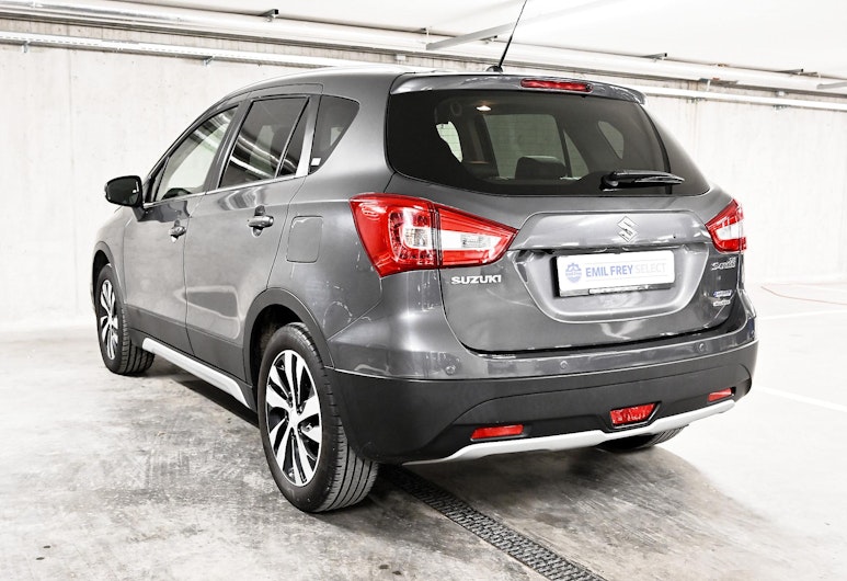 Vehicle image SUZUKI SX4