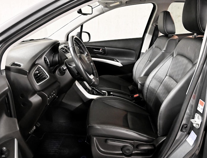 Vehicle image SUZUKI SX4