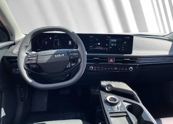 Vehicle image 4 Vehicle image 4