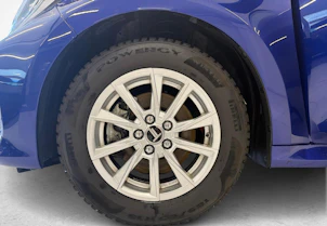 immagine del veicolo TOYOTA Yaris 1.5 VVT-i HSD Trend + Ruote invernali incluse