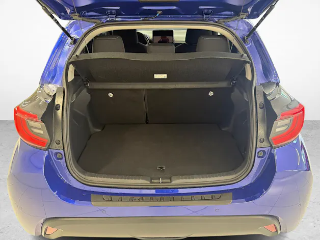 Toyota Yaris 1.5 VVT-i HSD Trend + Ruote invernali incluse