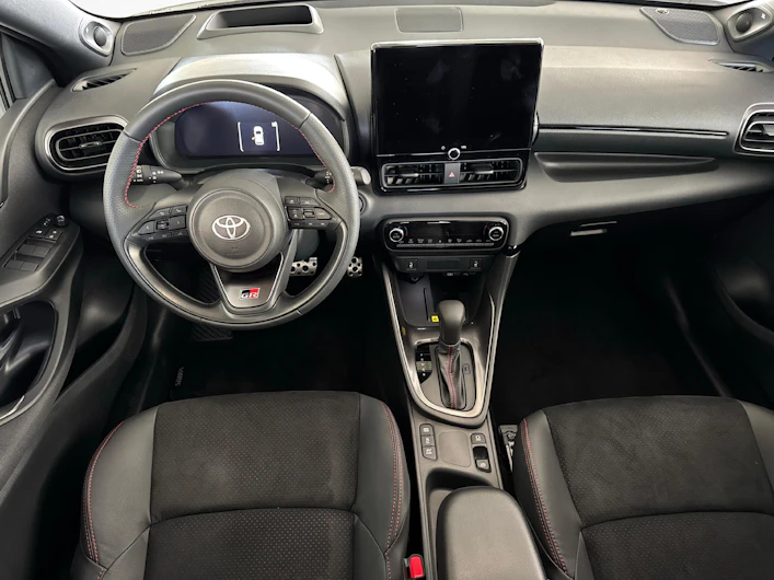 Fahrzeugbild TOYOTA YARIS