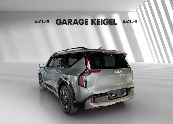 Vehicle image 2 Vehicle image 2