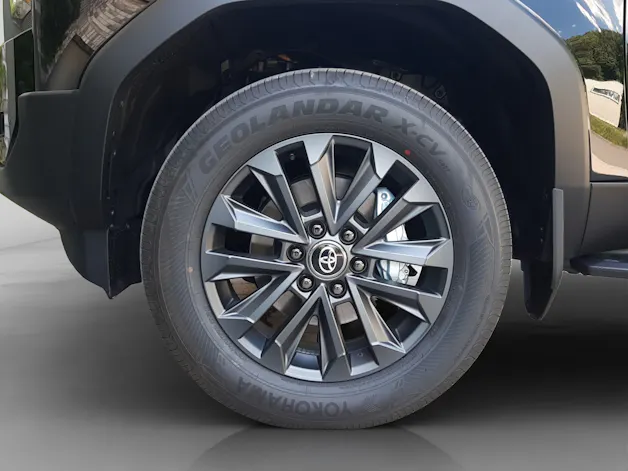 Toyota Land Cruiser 2.8 D 48V Style