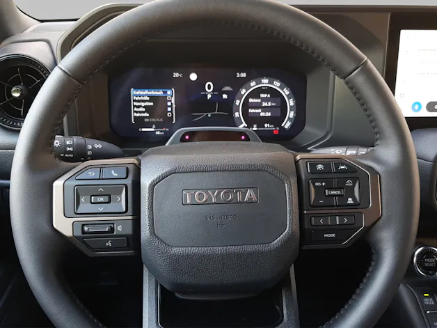 Toyota Land Cruiser 2.8 D 48V Style