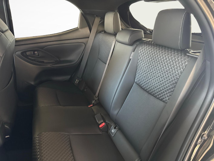 Fahrzeugbild TOYOTA YARIS