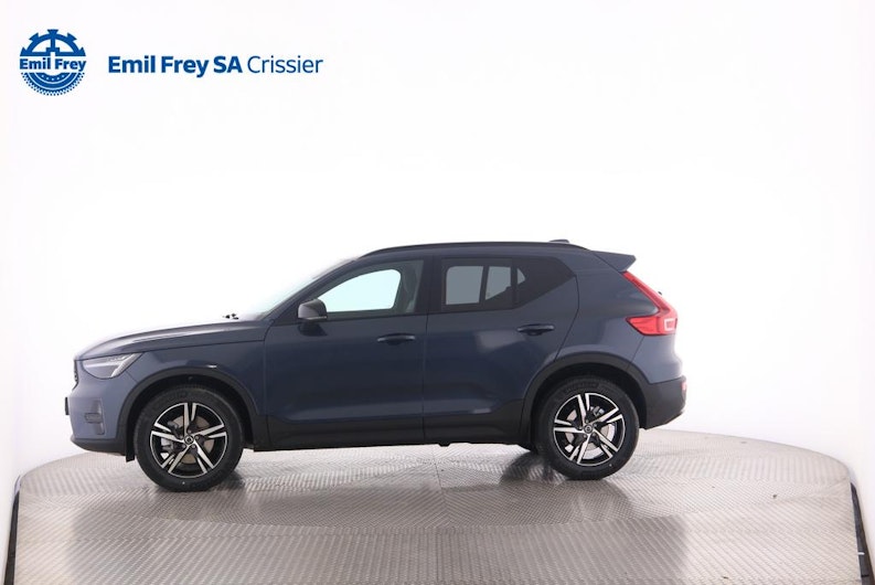 Vehicle image VOLVO XC40