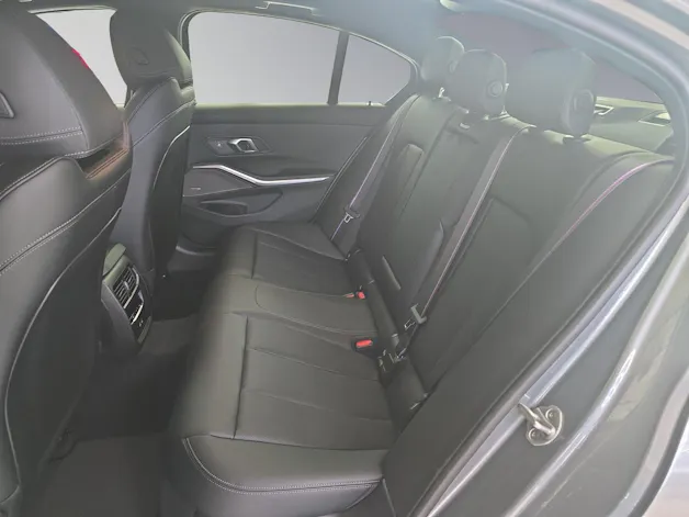 BMW 320d xDrive 48V Steptronic M Sport Pro