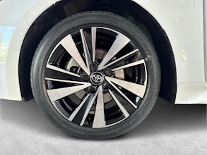 https://vehicle.imgix.net/4065344/4bb64c0b-c4cb-4331-a83e-aa9271f5c112.jpg