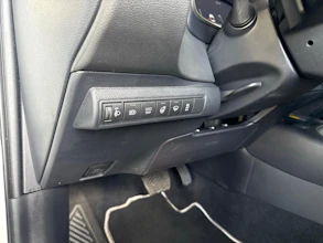 https://vehicle.imgix.net/4065344/761717d9-f808-4a82-88b2-cb97613d0387.jpg