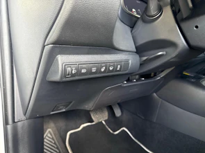 Fahrzeugbild TOYOTA Corolla Touring Sports 2.0 HSD Trend