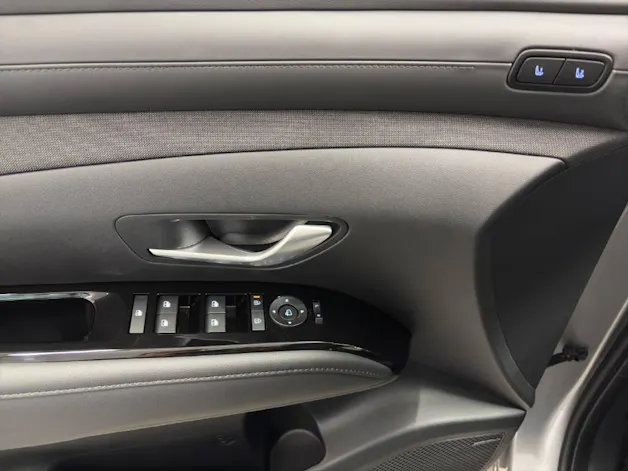 Hyundai Tucson 1.6 T-GDi HEV Vertex Swiss Edition 4WD