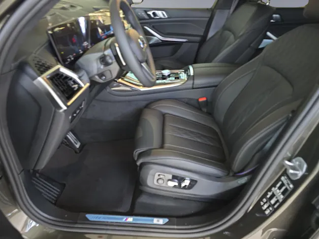 BMW X7 xDrive 48V 40d M Sport Pro Steptronic