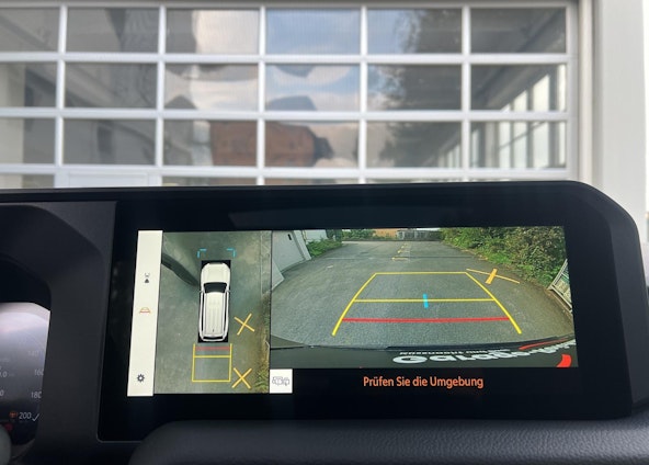 Vehicle image 13 Vehicle image 13