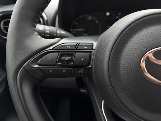 Vehicle image 12 Vehicle image 12