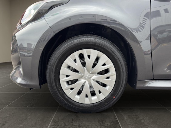 Vehicle image 19 Vehicle image 19