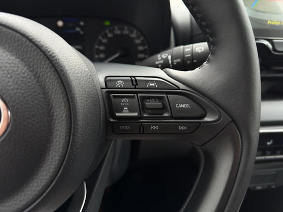 Vehicle image 13 Vehicle image 13