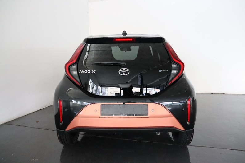 Vehicle image TOYOTA AYGO X