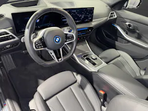 BMW 330e xDrive Touring M Sport