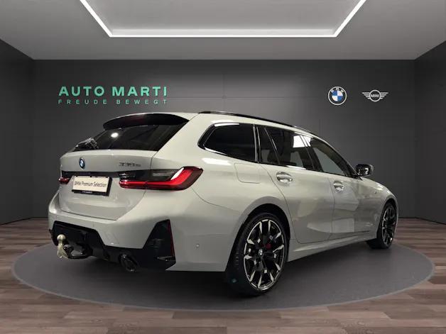 BMW 330e xDrive Touring M Sport