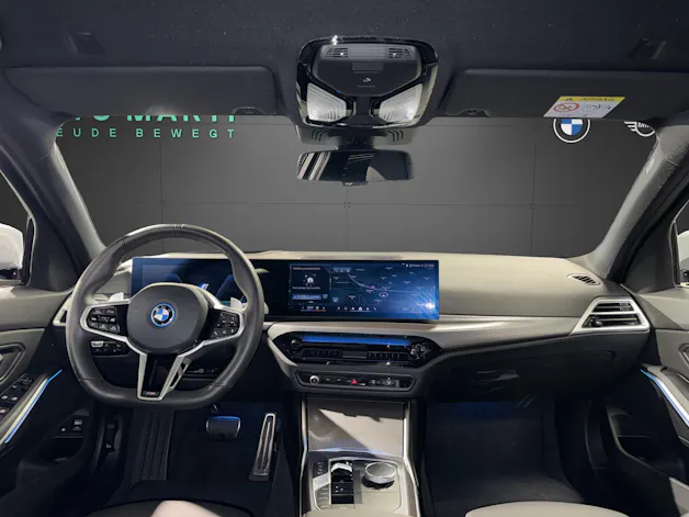BMW 330e xDrive Touring M Sport