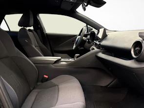 Fahrzeugbild TOYOTA C-HR 2.0 PHEV Swiss Edition