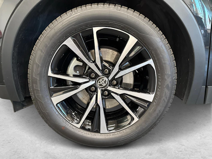 Fahrzeugbild TOYOTA C-HR