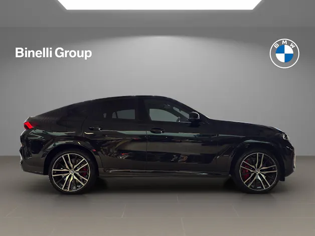 BMW X6 M60i