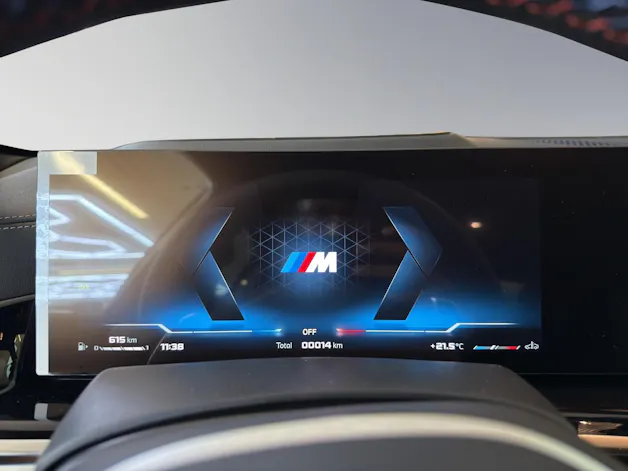 BMW X6 M60i