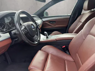 BMW 528i SAG Touring