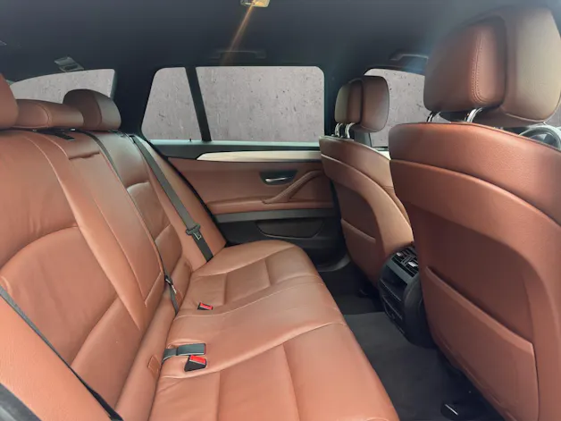 BMW 528i SAG Touring