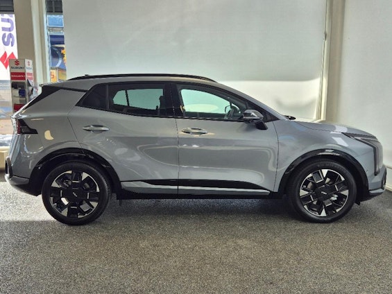 Vehicle image 3 Vehicle image 3