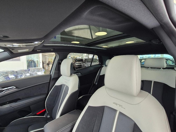 Vehicle image KIA SPORTAGE