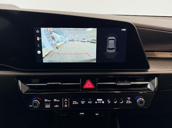 Vehicle image 11 Vehicle image 11