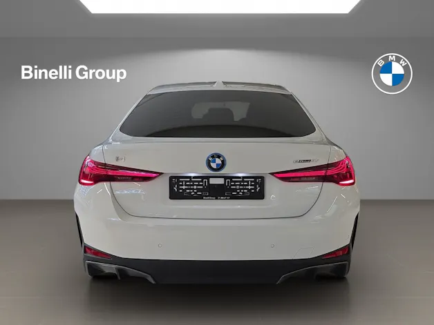 BMW i4 eDrive 35