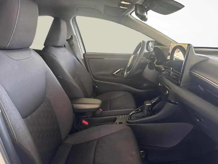 Fahrzeugbild TOYOTA YARIS