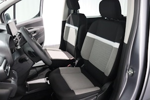 Vehicle image CITROEN Berlingo XL 1.5 BlueHDi 130 Tonic